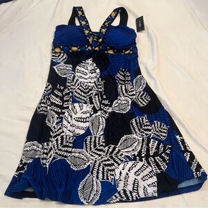 NWTStylish neckline adorned with geometric patterns Blue& Black Leaf Print Dress